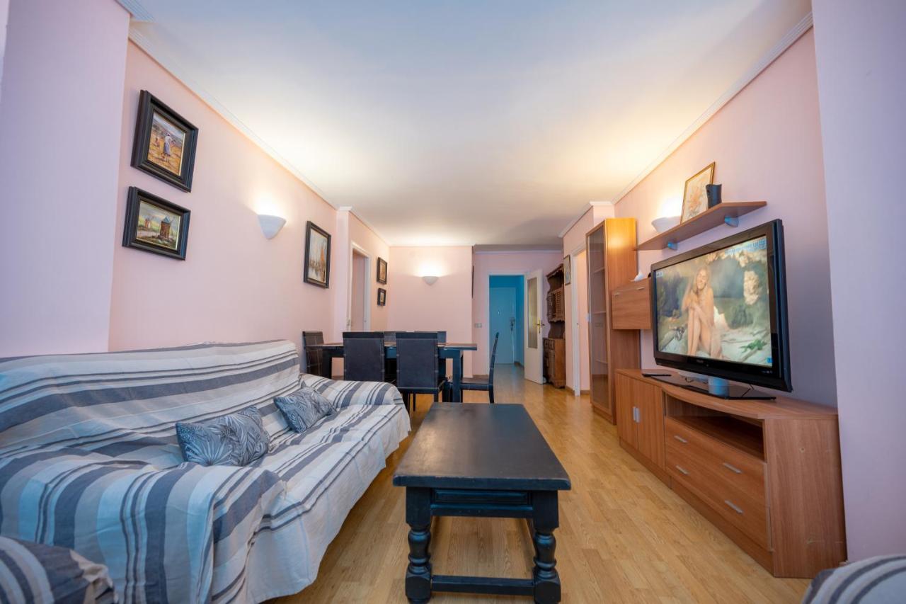 Beautiful Parque Loix 4 Bedroom Apartment Shared Pool, Tennis Court Benidorm Exteriér fotografie