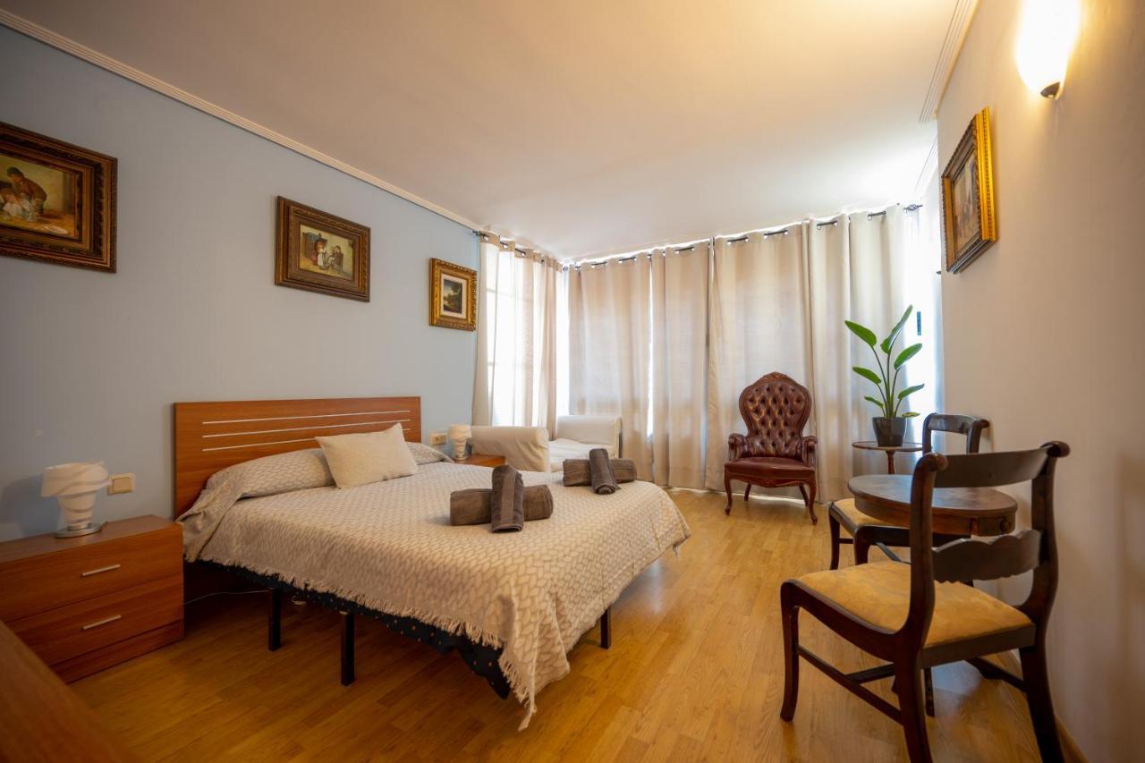 Beautiful Parque Loix 4 Bedroom Apartment Shared Pool, Tennis Court Benidorm Exteriér fotografie