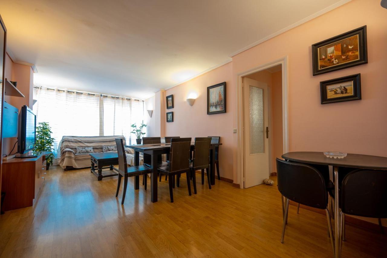 Beautiful Parque Loix 4 Bedroom Apartment Shared Pool, Tennis Court Benidorm Exteriér fotografie