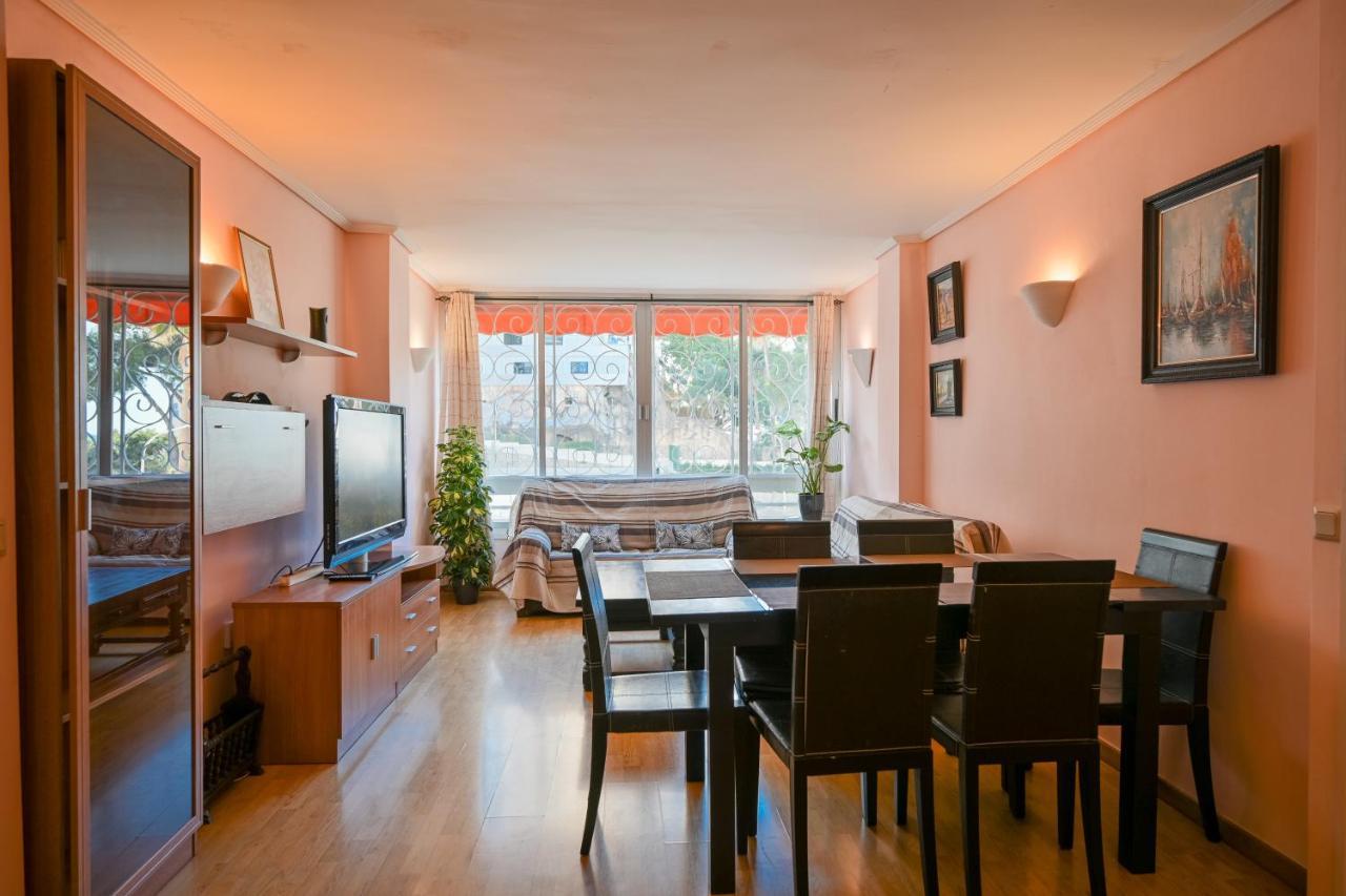 Beautiful Parque Loix 4 Bedroom Apartment Shared Pool, Tennis Court Benidorm Exteriér fotografie