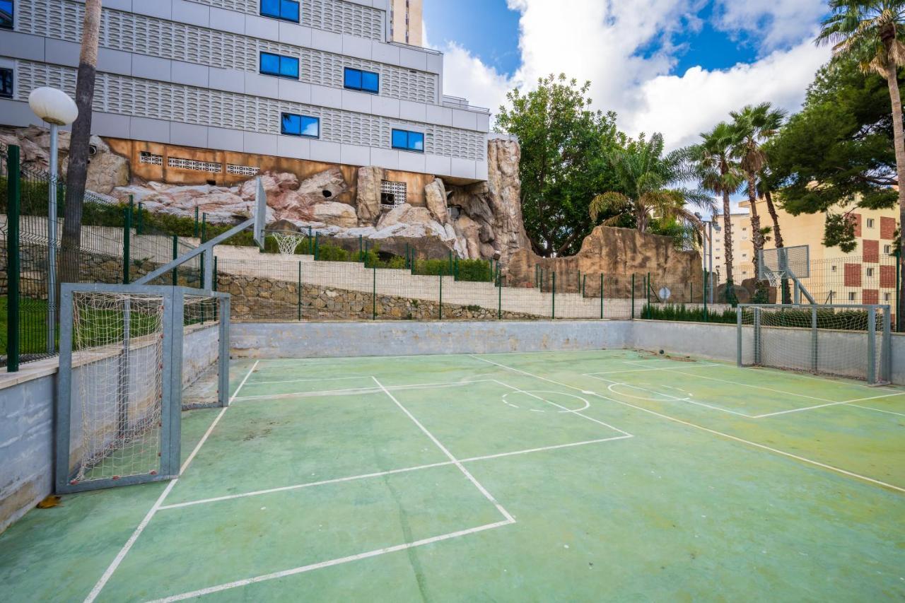 Beautiful Parque Loix 4 Bedroom Apartment Shared Pool, Tennis Court Benidorm Exteriér fotografie